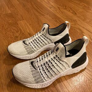 Nike Men's React Phantom Run Flyknit Running Shoe